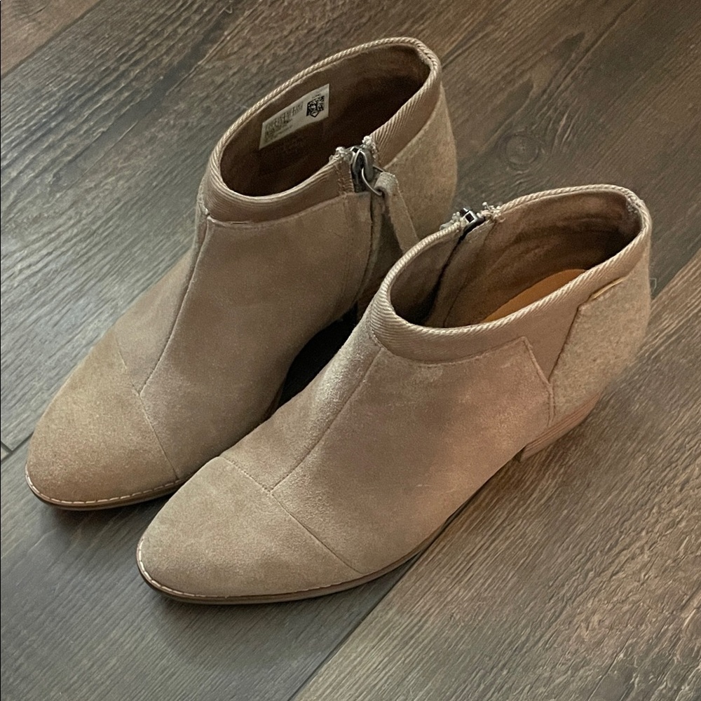 Toms Women's Suede Ankle Booties - Taupe